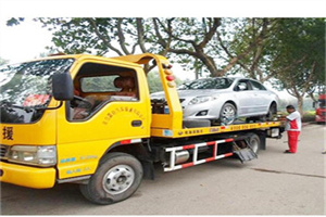嘉定区附近24小时汽车拖车服务热线