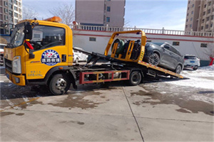 嘉定区救援拖车费用怎么算